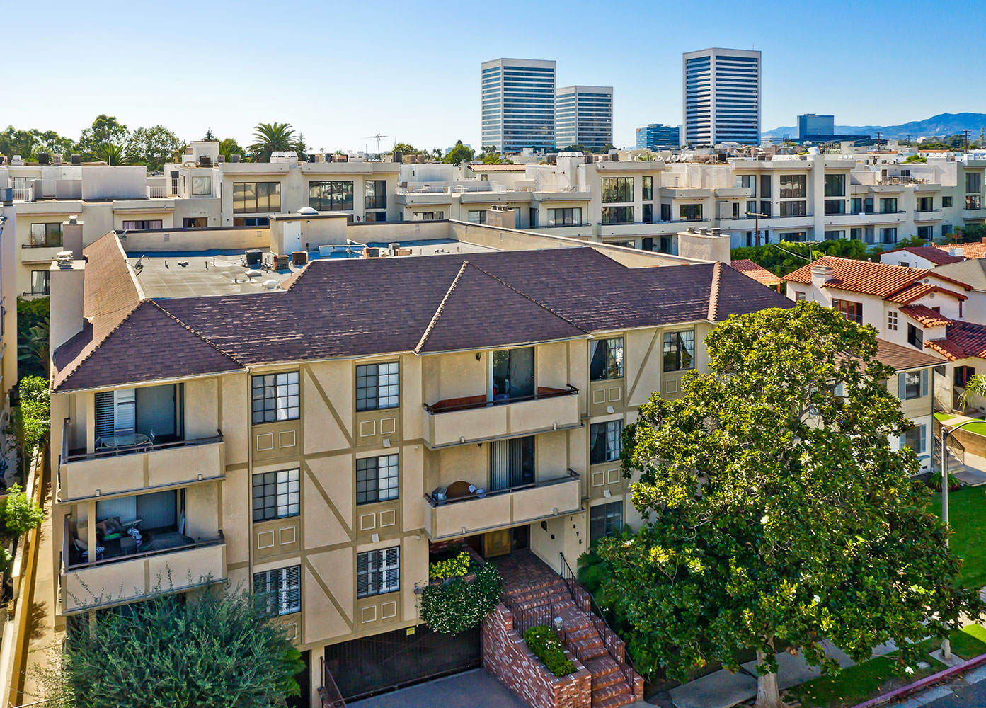 1875 KELTON AVE 303 Westwood condo Ron Holliman
